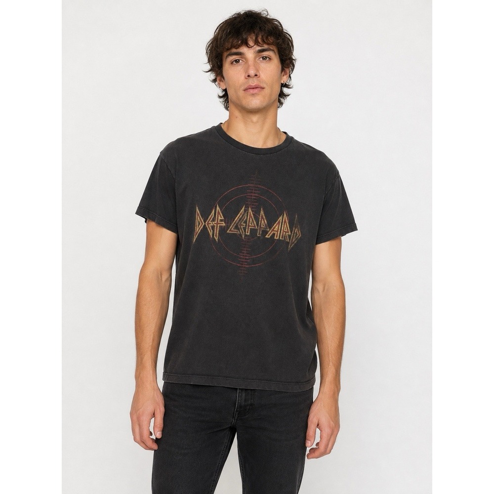 Vintage 2007 Def Leppard Target Logo T Shirt Mens M Giant Faded Black Band Tee